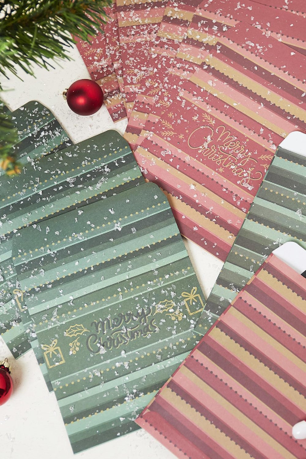 Gift Bag Merry Christmas Green Grün Papier h5Bild4